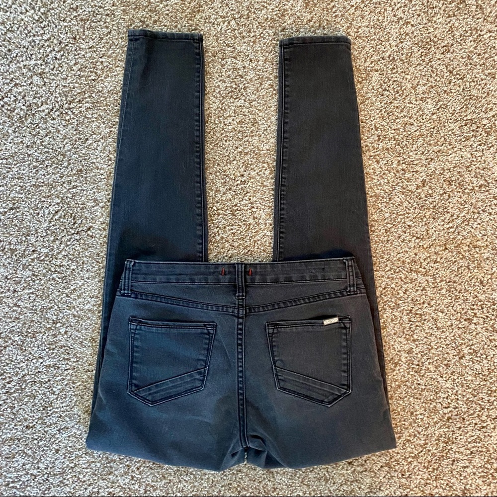 Dear John Jeans - image 2